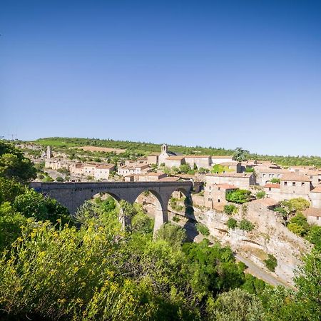 Le Brianyourhosthelper Apartman Minerve Kültér fotó