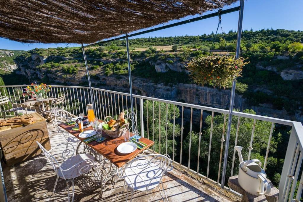 Le Brianyourhosthelper Apartman Minerve Kültér fotó